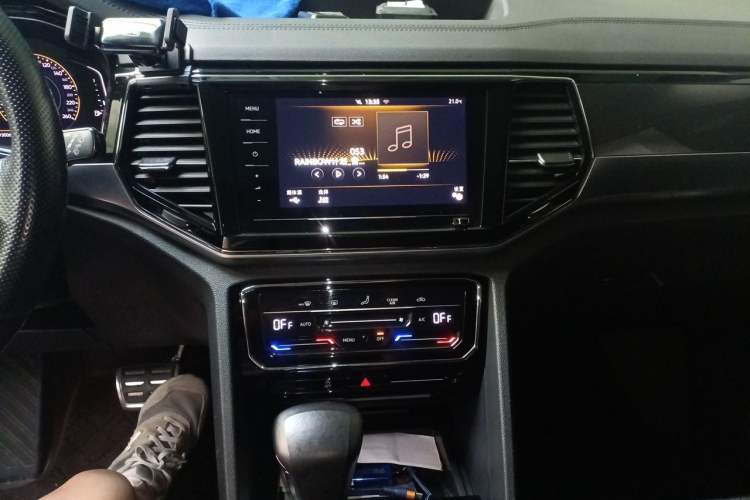 Used Volkswagen Teramont X 2019 380TSI Four-Wheel Drive Luxury Edition Audio And AC Panel