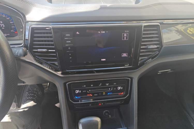 Used Volkswagen Teramont X 2019 380TSI Four-Wheel Drive Luxury Edition Audio And AC Panel