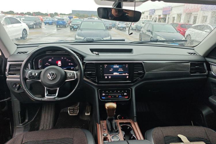 Used Volkswagen Teramont X 2019 380TSI Four-Wheel Drive Prestige Luxury Edition Center Console