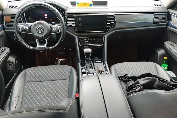 Used Volkswagen Teramont X 2019 330TSI Two-Wheel-Drive Luxury Edition Center Console