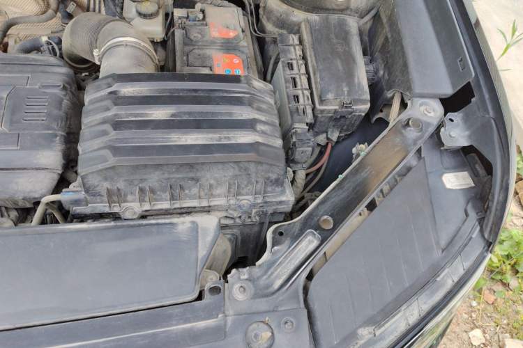 Used Volkswagen Teramont X 2019 380TSI Four-Wheel Drive Prestige Luxury Edition Engine Bay Left