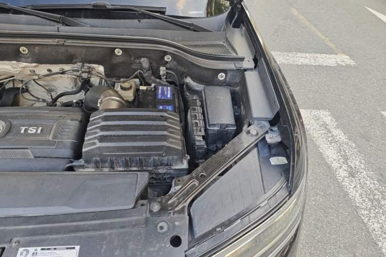 Used Volkswagen Teramont X 2019 380TSI Four-Wheel Drive Prestige Luxury Edition Engine Bay Left
