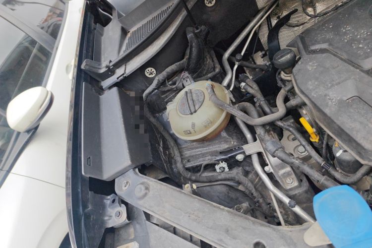 Used Volkswagen Teramont X 2019 330TSI Two-Wheel-Drive Luxury Edition Engine Bay Right