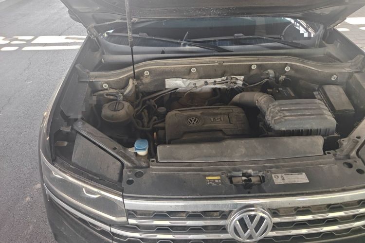 Used Volkswagen Teramont X 2019 380TSI Four-Wheel Drive Prestige Luxury Edition Engine Bay Right