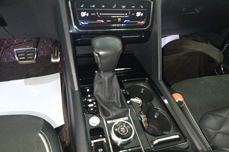 Used Volkswagen Teramont X 2019 380TSI Four-Wheel Drive Prestige Luxury Edition Gear Lever