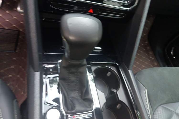 Used Volkswagen Teramont X 2019 380TSI Four-Wheel Drive Prestige Luxury Edition Gear Lever