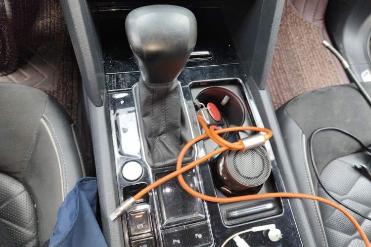 Used Volkswagen Teramont X 2019 330TSI Two-Wheel-Drive Prestige Luxury Edition Gear Lever