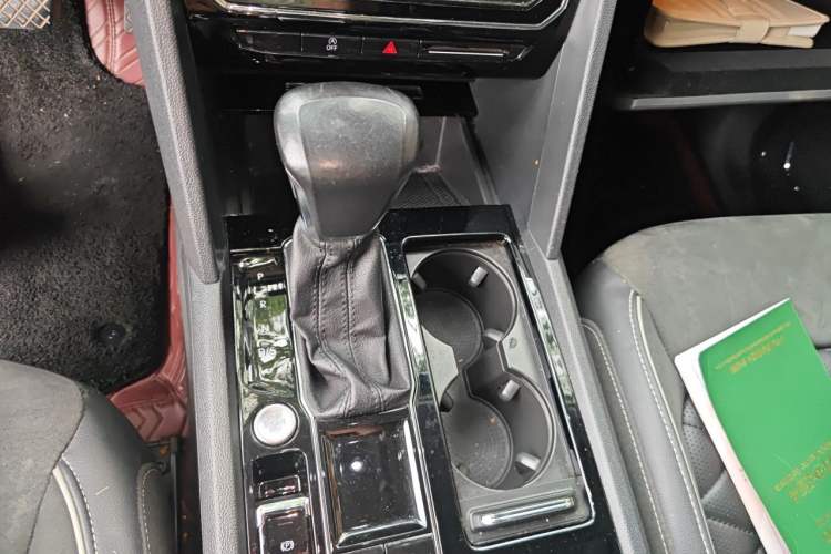 Used Volkswagen Teramont X 2019 330TSI Two-Wheel-Drive Prestige Luxury Edition Gear Lever