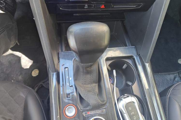 Used Volkswagen Teramont X 2019 380TSI Four-Wheel Drive Luxury Edition Gear Lever
