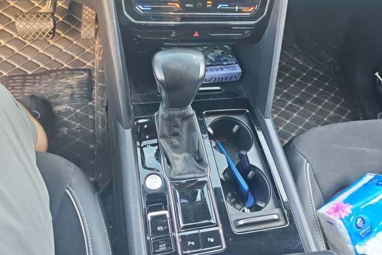 Used Volkswagen Teramont X 2019 330TSI Two-Wheel-Drive Prestige Luxury Edition Gear Lever