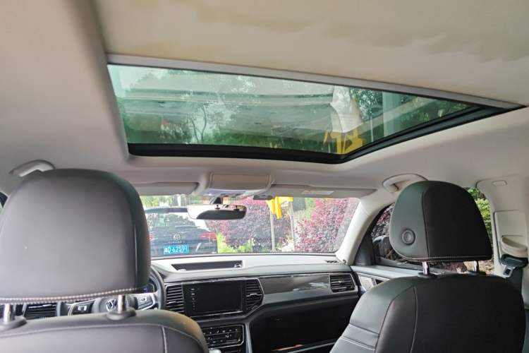 Used Volkswagen Teramont X 2019 330TSI Two-Wheel-Drive Prestige Luxury Edition Headliner