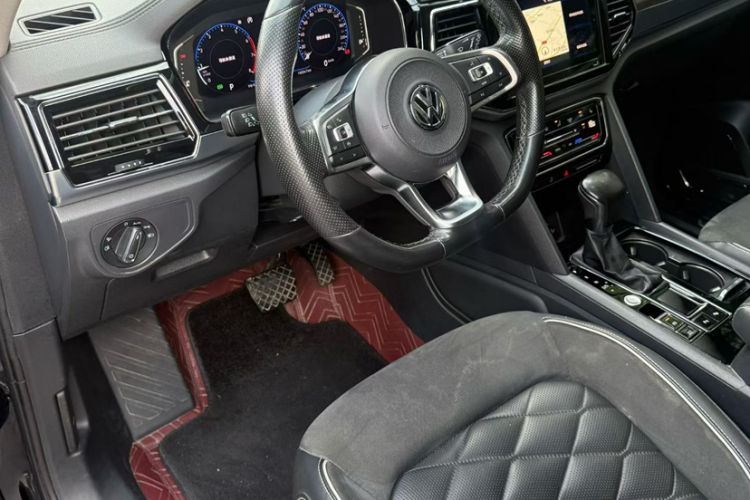 Used Volkswagen Teramont X 2019 330TSI Two-Wheel-Drive Prestige Luxury Edition Interior 2
