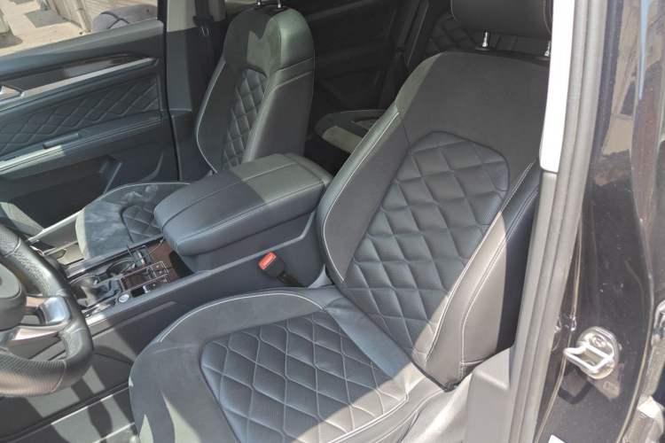 Used Volkswagen Teramont X 2019 330TSI Two-Wheel-Drive Prestige Luxury Edition Left Front Seat