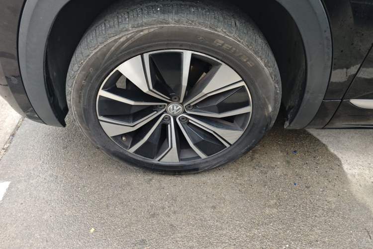 Used Volkswagen Teramont X 2019 380TSI Four-Wheel Drive Prestige Luxury Edition Left Front Wheel Hub