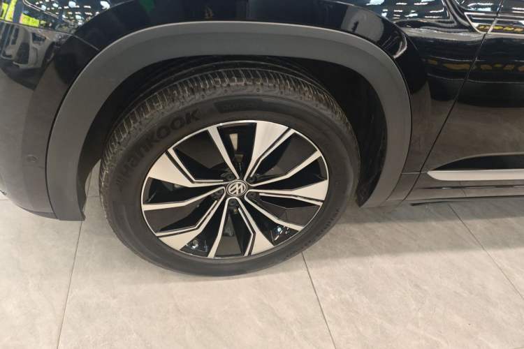 Used Volkswagen Teramont X 2019 380TSI Four-Wheel Drive Prestige Luxury Edition Left Front Wheel Hub