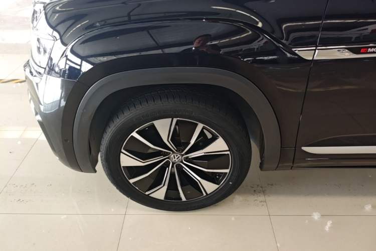 Used Volkswagen Teramont X 2019 380TSI Four-Wheel Drive Prestige Luxury Edition Left Front Wheel Hub