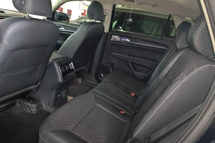 Used Volkswagen Teramont X 2019 380TSI Four-Wheel Drive Luxury Edition Left Rear Seat
