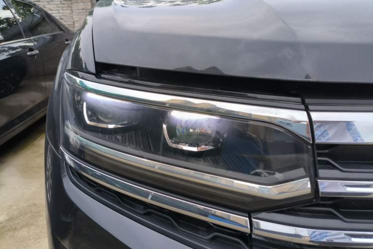 Used Volkswagen Teramont X 2019 380TSI Four-Wheel Drive Prestige Luxury Edition Right Front Headlight