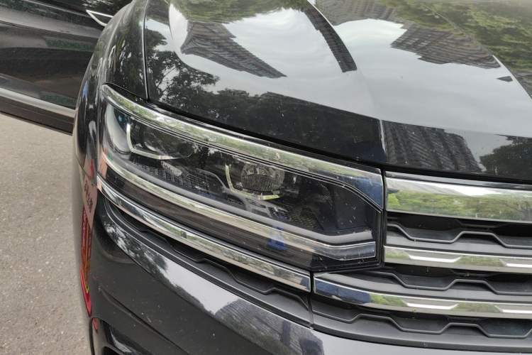Used Volkswagen Teramont X 2019 330TSI Two-Wheel-Drive Prestige Luxury Edition Right Front Headlight
