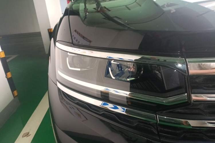 Used Volkswagen Teramont X 2019 380TSI Four-Wheel Drive Luxury Edition Right Front Headlight