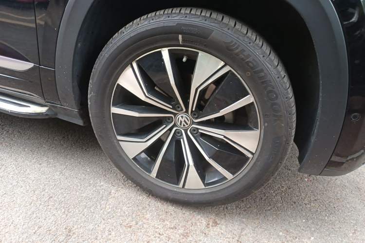 Used Volkswagen Teramont X 2019 380TSI Four-Wheel Drive Prestige Luxury Edition Right Front Wheel Hub