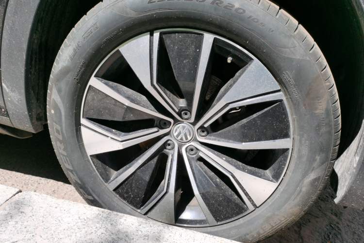 Used Volkswagen Teramont X 2019 380TSI Four-Wheel Drive Prestige Luxury Edition Right Front Wheel Hub