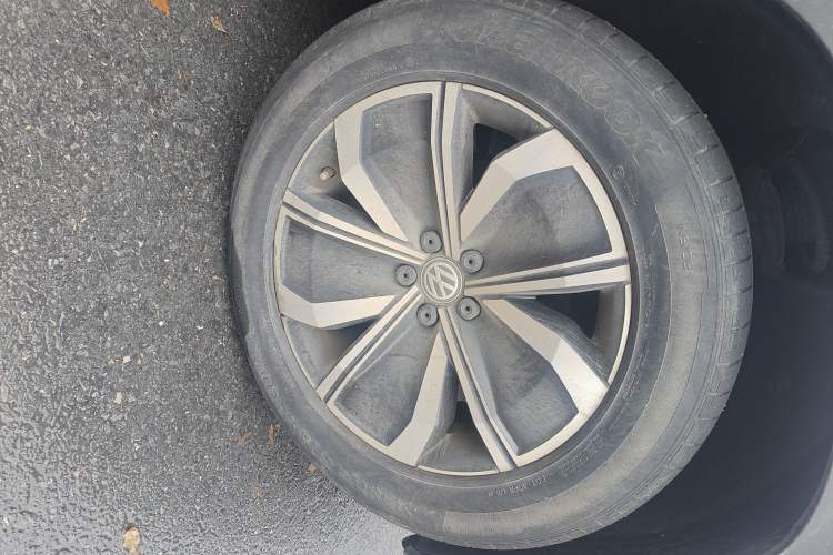 Used Volkswagen Teramont X 2019 330TSI Two-Wheel-Drive Luxury Edition Right Front Wheel Hub