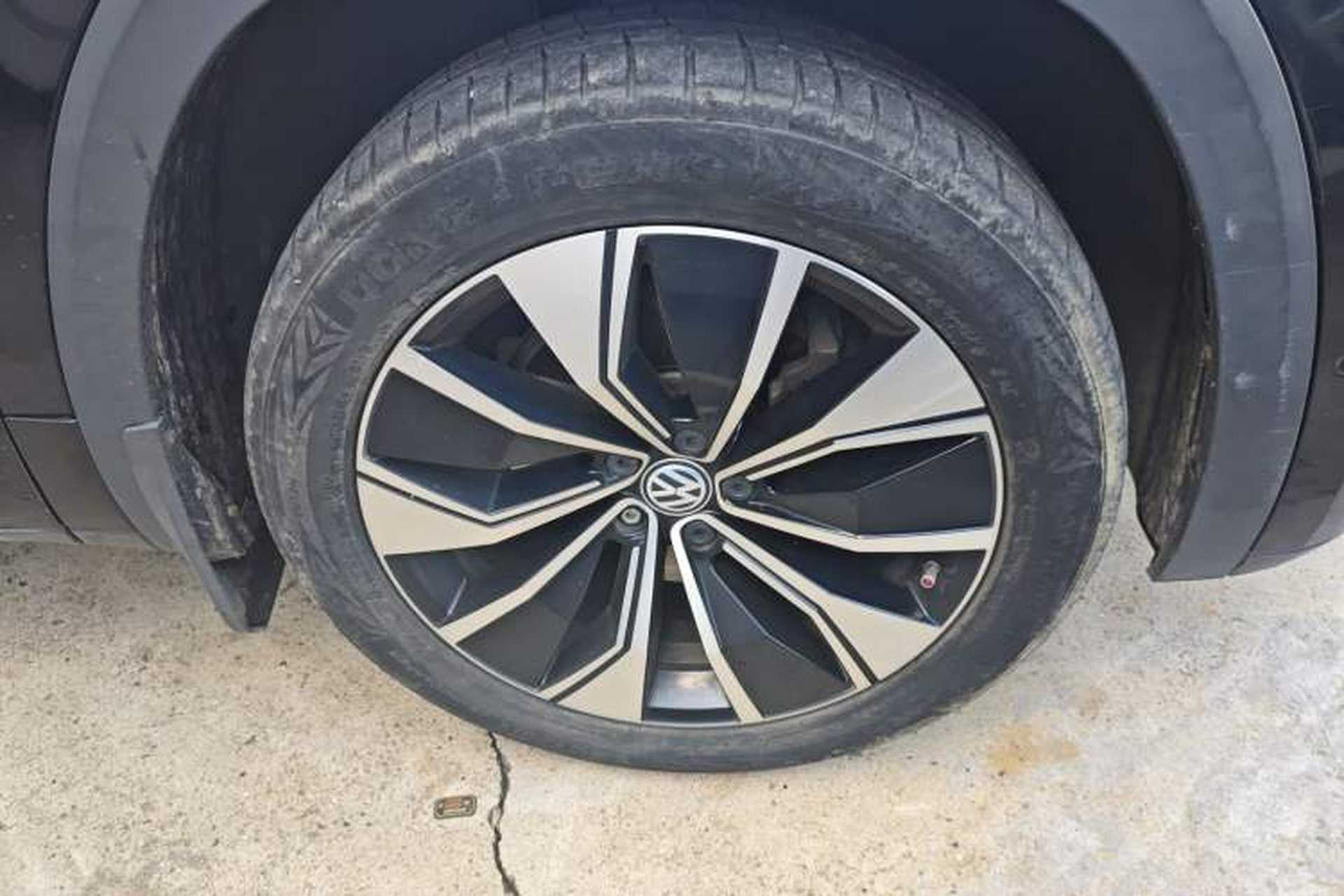 Used Volkswagen Teramont X 2019 330TSI Two-Wheel-Drive Prestige Luxury Edition Right Front Wheel Hub