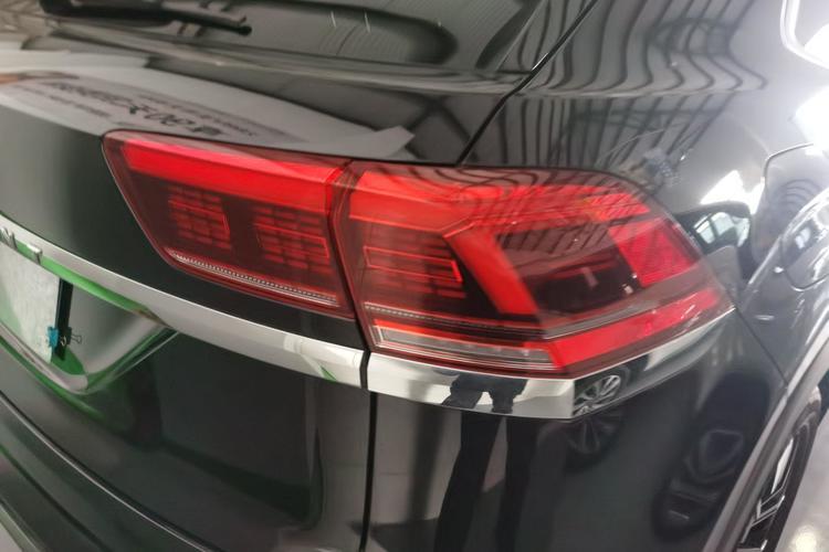 Used Volkswagen Teramont X 2019 380TSI Four-Wheel Drive Prestige Luxury Edition Right Rear Taillight