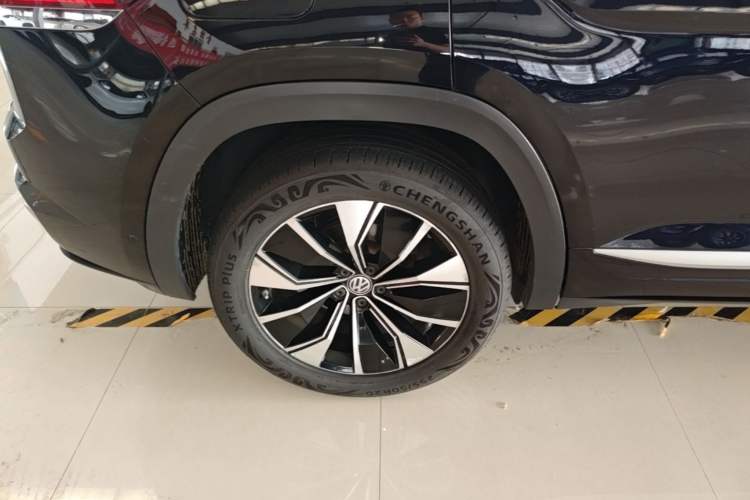 Used Volkswagen Teramont X 2019 380TSI Four-Wheel Drive Prestige Luxury Edition Right Rear Wheel Hub