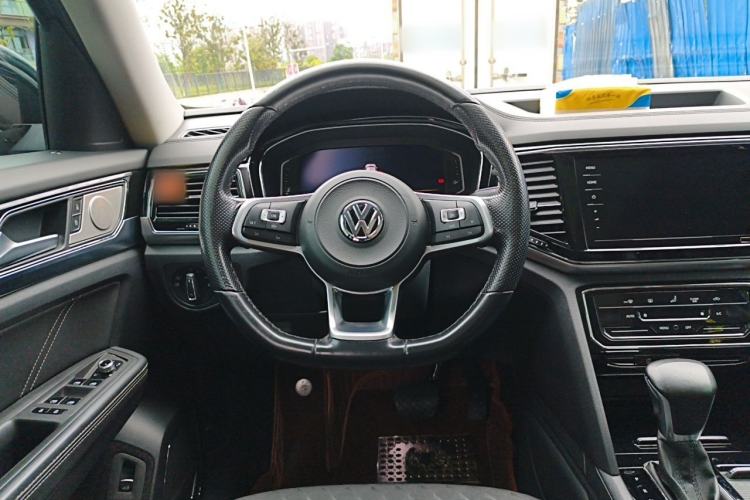 Used Volkswagen Teramont X 2019 330TSI Two-Wheel-Drive Luxury Edition Steering Wheel