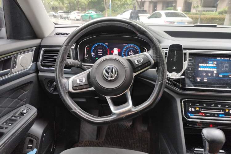 Used Volkswagen Teramont X 2019 330TSI Two-Wheel-Drive Prestige Luxury Edition Steering Wheel
