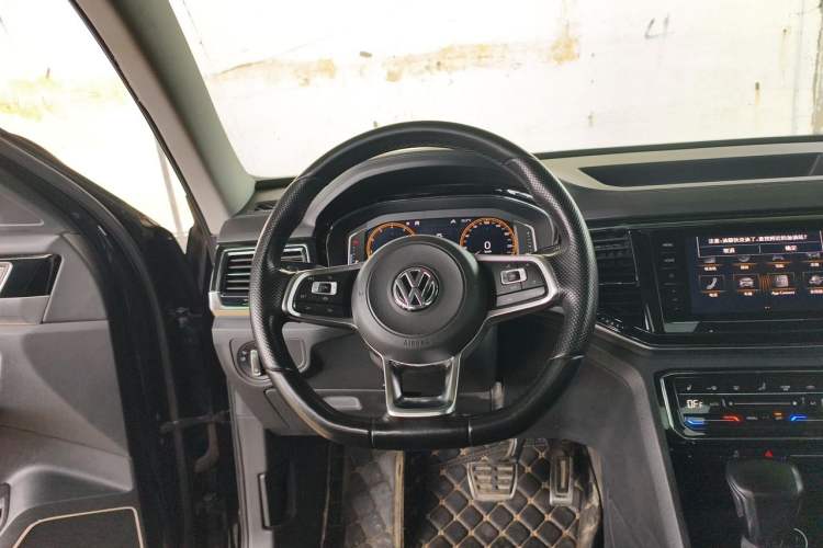 Used Volkswagen Teramont X 2019 380TSI Four-Wheel Drive Prestige Luxury Edition Steering Wheel