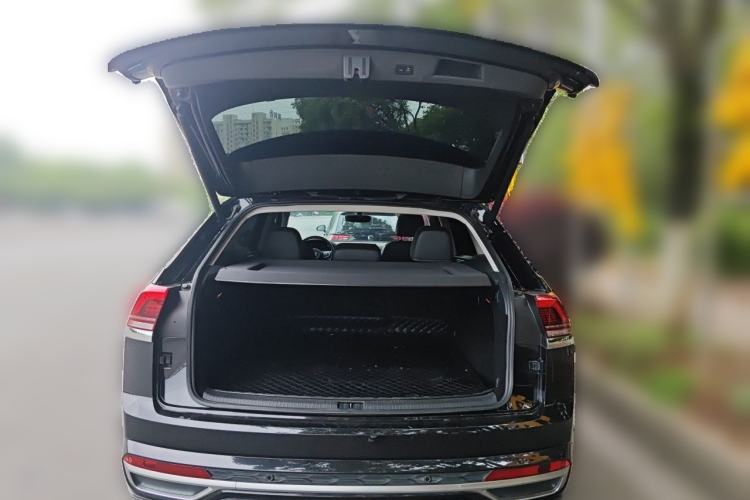 Used Volkswagen Teramont X 2019 330TSI Two-Wheel-Drive Prestige Luxury Edition Trunk