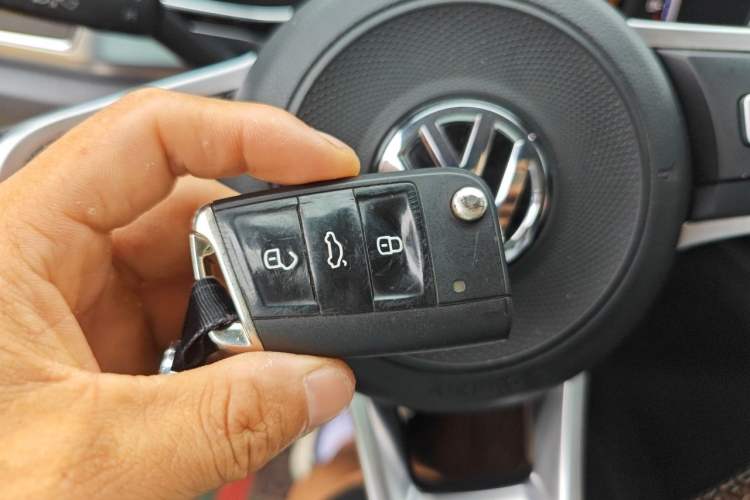 Used Volkswagen Teramont X 2019 380TSI Four-Wheel Drive Luxury Edition Vehicle Key