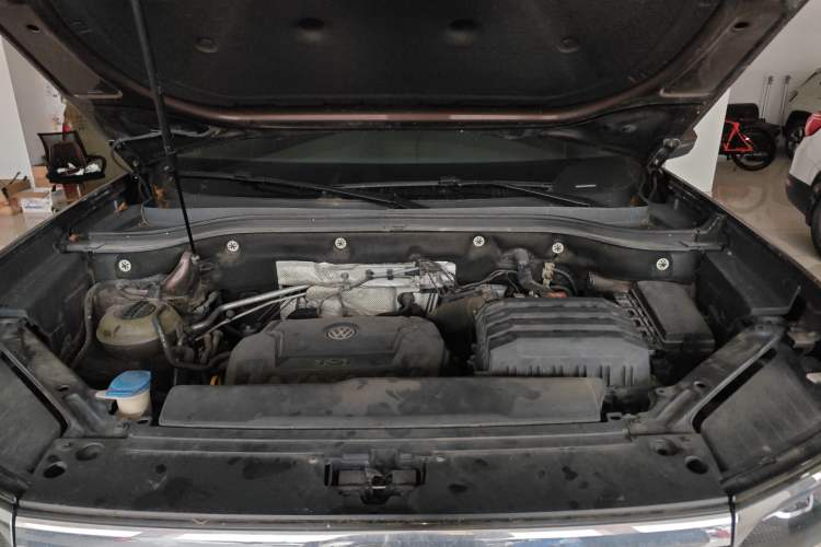 Used Volkswagen Teramont X 2019 330TSI Two-Wheel-Drive Luxury Edition Engine Bay