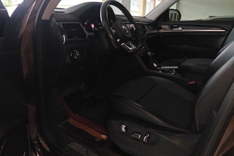 Used Volkswagen Teramont X 2019 330TSI Two-Wheel-Drive Luxury Edition Interior 3