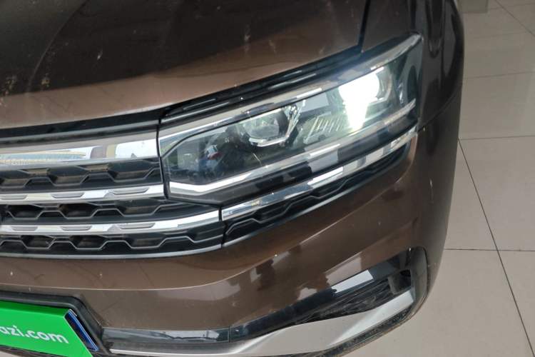 Used Volkswagen Teramont X 2019 330TSI Two-Wheel-Drive Luxury Edition Left Front Headlight