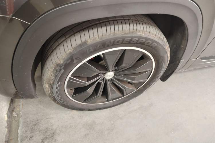 Used Volkswagen Teramont X 2019 380TSI Four-Wheel Drive Prestige Luxury Edition Left Front Wheel Hub