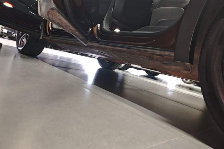 Used Volkswagen Teramont X 2019 380TSI Four-Wheel Drive Prestige Luxury Edition Left Side Sill