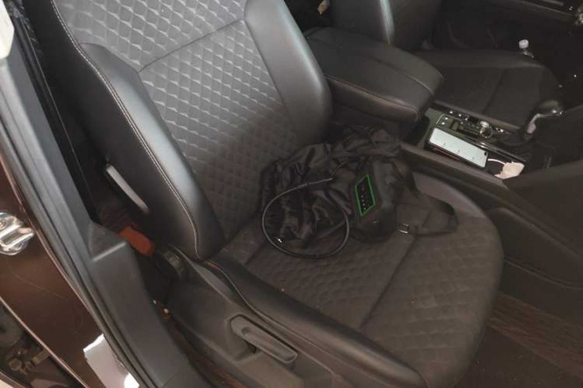 Used Volkswagen Teramont X 2019 330TSI Two-Wheel-Drive Luxury Edition Right Front Seat