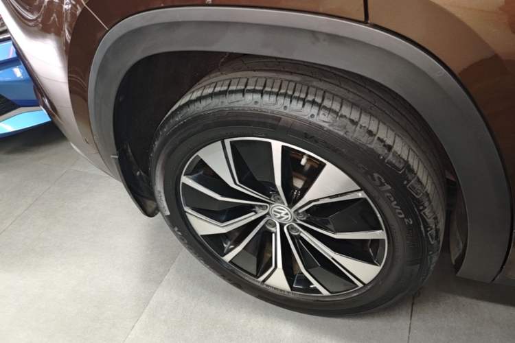 Used Volkswagen Teramont X 2019 380TSI Four-Wheel Drive Prestige Luxury Edition Right Rear Wheel Hub