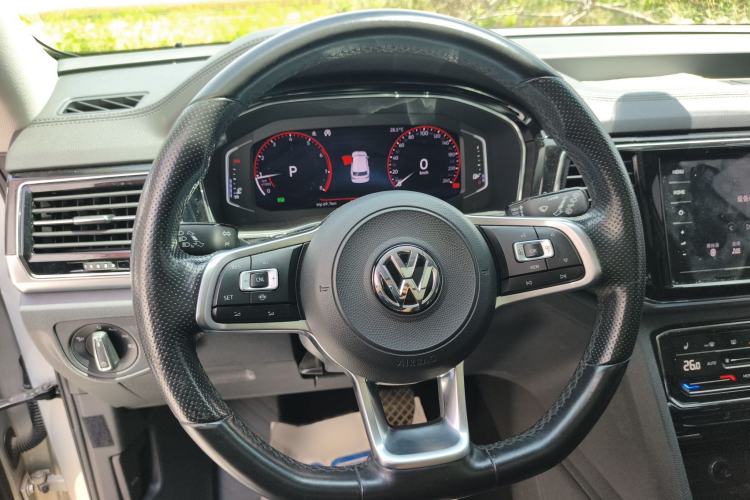 Used Volkswagen Teramont X 2019 330TSI Two-Wheel-Drive Prestige Luxury Edition Interior 2