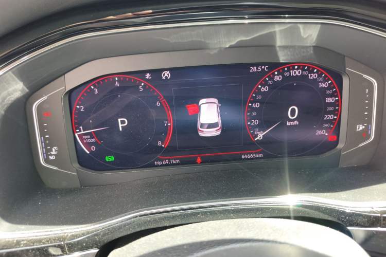 Used Volkswagen Teramont X 2019 330TSI Two-Wheel-Drive Prestige Luxury Edition Odometer Close Up
