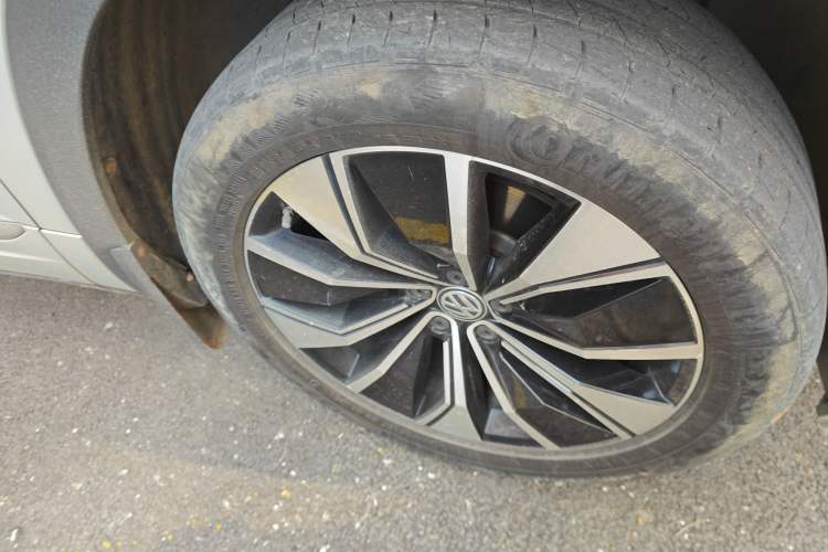 Used Volkswagen Teramont X 2019 380TSI Four-Wheel Drive Prestige Luxury Edition Right Front Wheel Hub