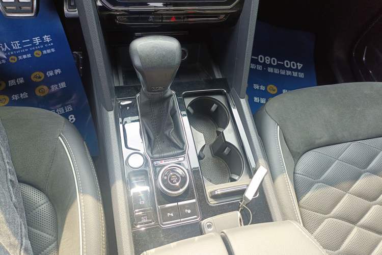 Used Volkswagen Teramont X 2019 530 V6 Four-Wheel Drive Prestige Luxury Edition Gear Lever
