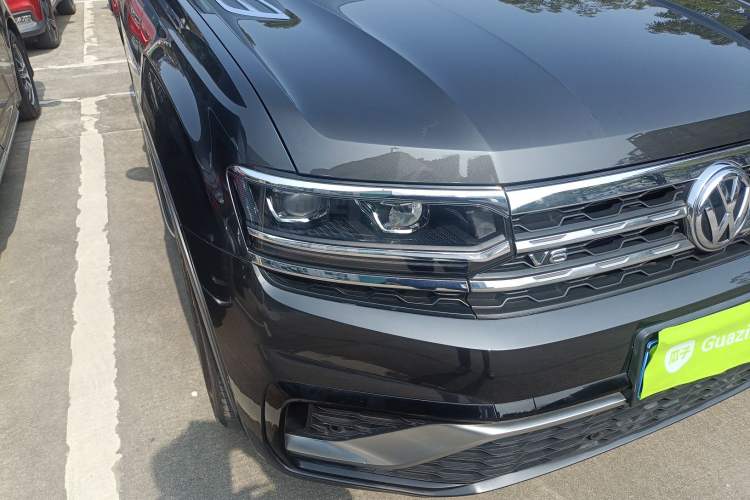 Used Volkswagen Teramont X 2019 530 V6 Four-Wheel Drive Prestige Luxury Edition Right Front Headlight