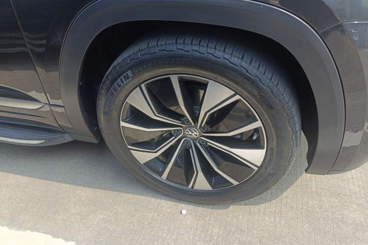 Used Volkswagen Teramont X 2019 530 V6 Four-Wheel Drive Prestige Luxury Edition Right Front Wheel Hub