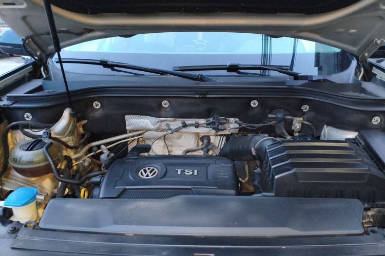 Used Volkswagen Teramont X 2019 380TSI Four-Wheel Drive Prestige Luxury Edition Engine Bay Left