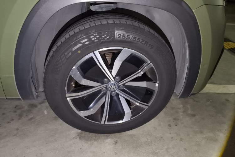 Used Volkswagen Teramont X 2019 380TSI Four-Wheel Drive Luxury Edition Right Front Wheel Hub